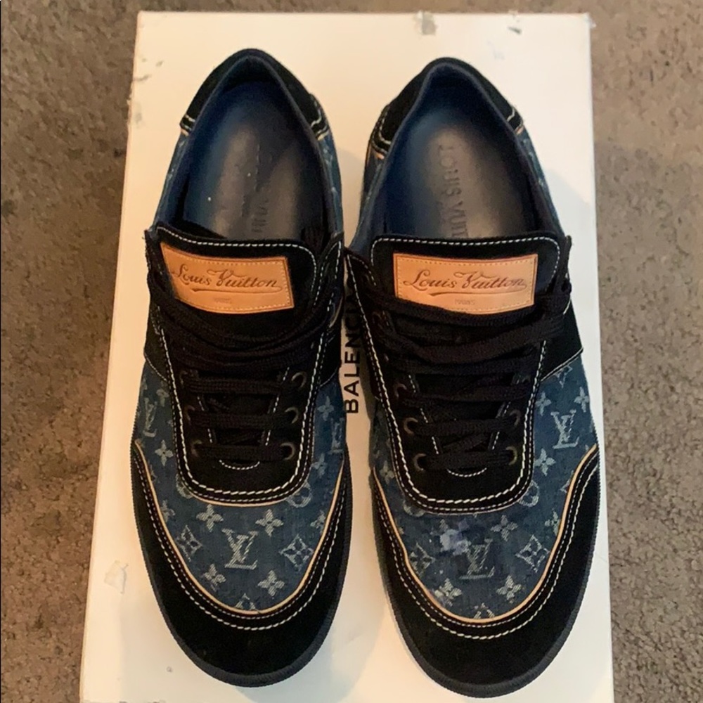 Louis Vuitton Shores